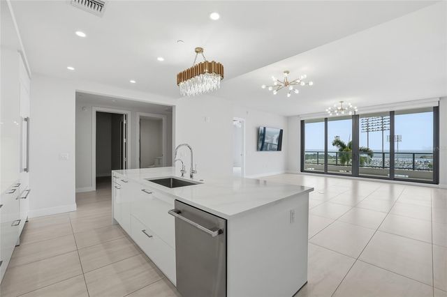 301 1ST STREET S 802, St Petersburg, FL 33701