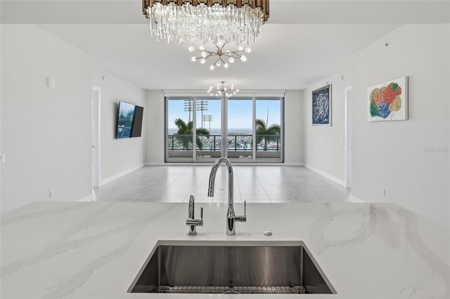 301 1ST STREET S 802, St Petersburg, FL 33701