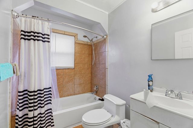 19414 Forrer Street, Detroit, MI 48235