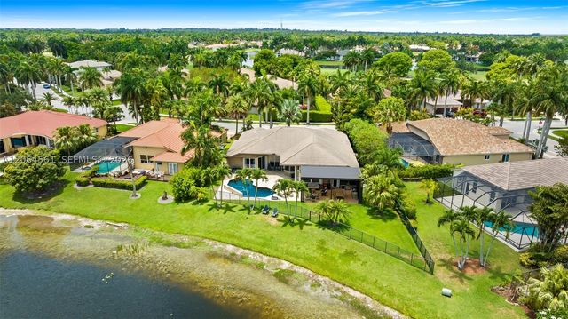 2498 Eagle Run Dr, Weston, FL 33327