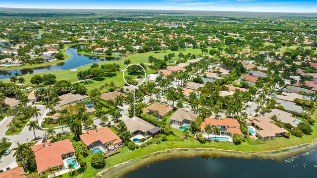 2498 Eagle Run Dr, Weston, FL 33327
