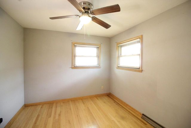 4227 N 71st STREET, Milwaukee, WI 53216