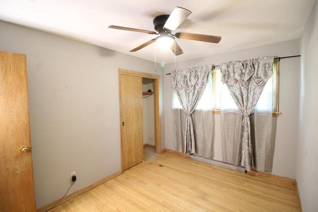 4227 N 71st STREET, Milwaukee, WI 53216