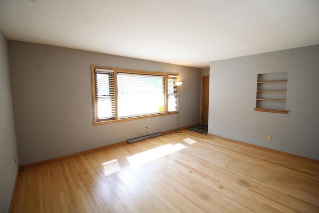 4227 N 71st STREET, Milwaukee, WI 53216
