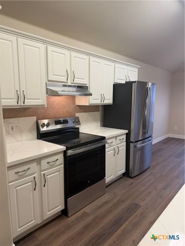 3020 Green Mountain Drive, New Braunfels, TX 78130