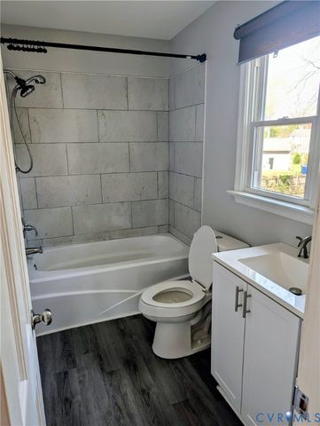 409 Flint Dr, Newport News, VA 23602