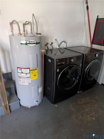 409 Flint Dr, Newport News, VA 23602