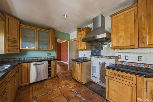 95 South Hill Boulevard, San Francisco, CA 94112