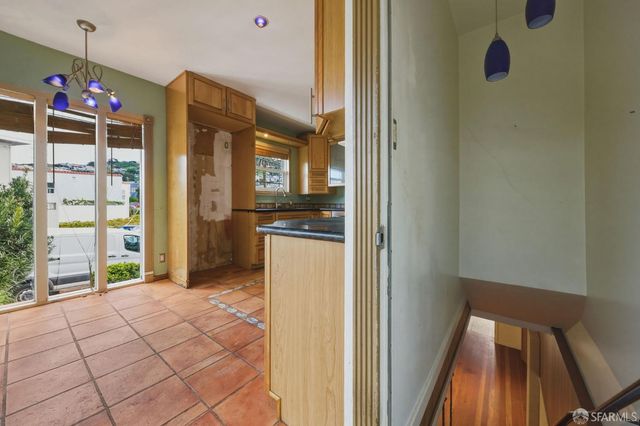 95 South Hill Boulevard, San Francisco, CA 94112