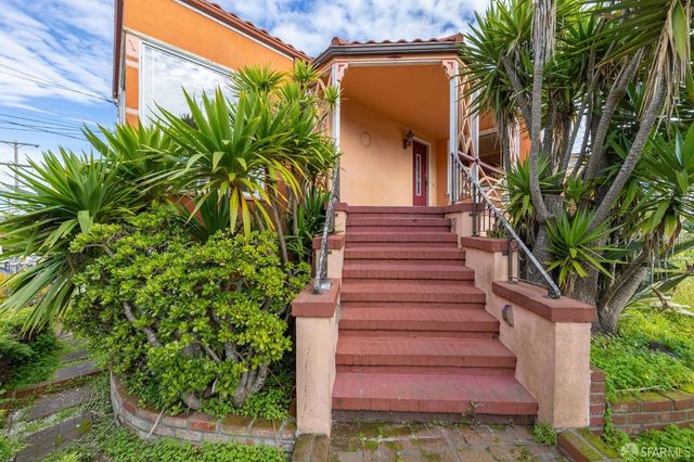 95 South Hill Boulevard, San Francisco, CA 94112