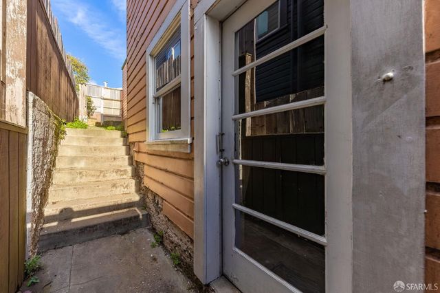 95 South Hill Boulevard, San Francisco, CA 94112