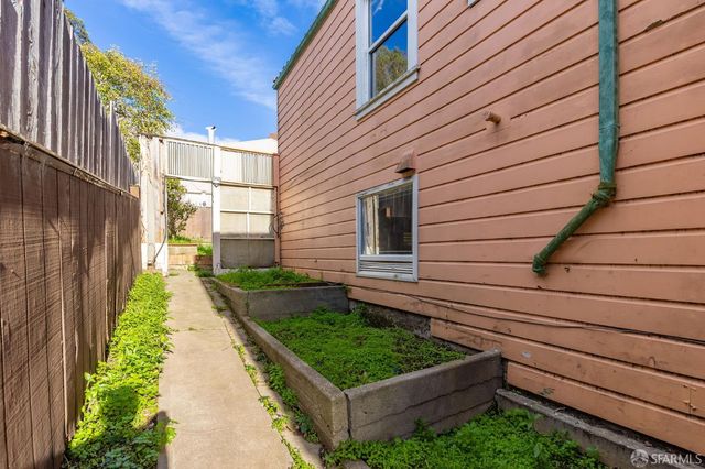 95 South Hill Boulevard, San Francisco, CA 94112