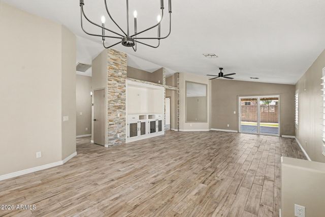 24834 N 36TH Drive, Glendale, AZ 85310