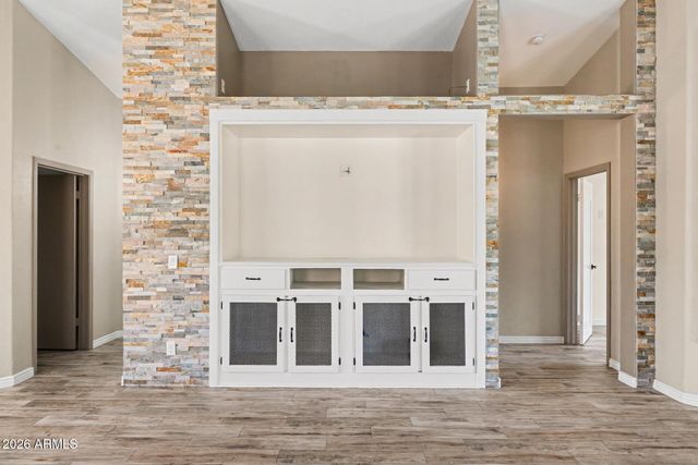 24834 N 36TH Drive, Glendale, AZ 85310