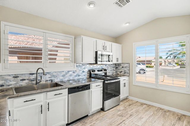 24834 N 36TH Drive, Glendale, AZ 85310