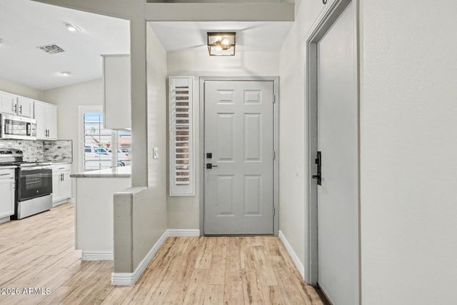 24834 N 36TH Drive, Glendale, AZ 85310