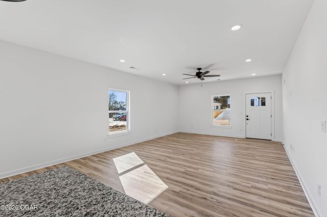 242 Fair Road, Goodman, MO 64843