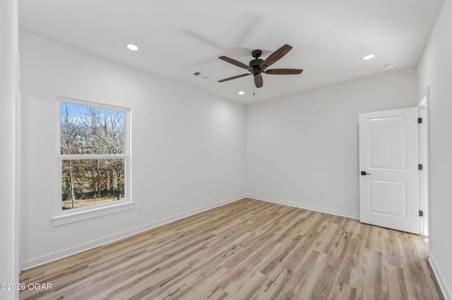 242 Fair Road, Goodman, MO 64843