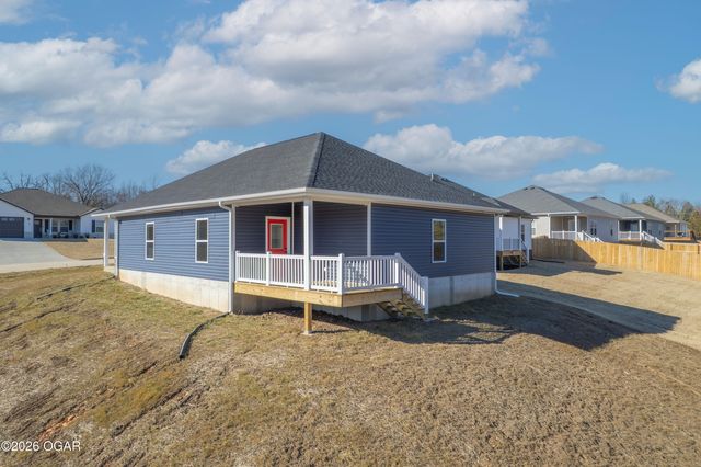 242 Fair Road, Goodman, MO 64843