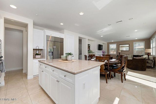 1575 Silver Shadow Drive, Newbury Park, CA 91320