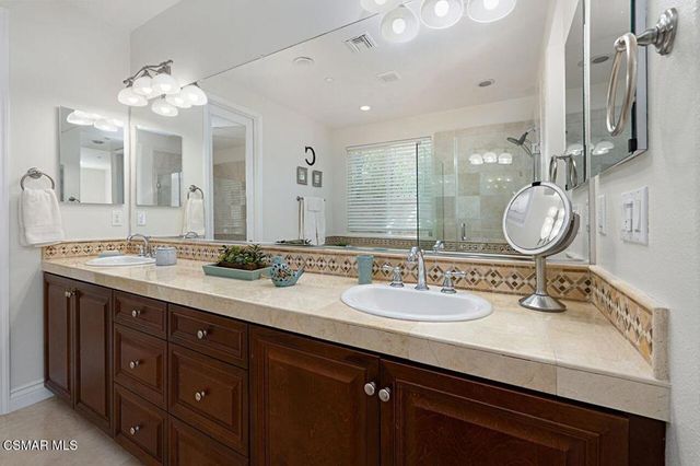 1575 Silver Shadow Drive, Newbury Park, CA 91320