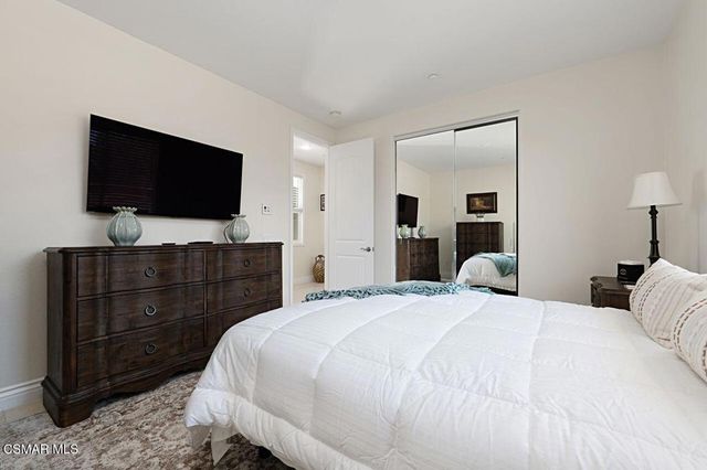 1575 Silver Shadow Drive, Newbury Park, CA 91320
