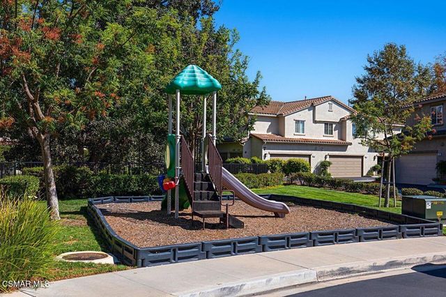 1575 Silver Shadow Drive, Newbury Park, CA 91320
