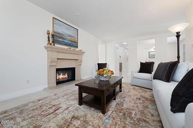 1575 Silver Shadow Drive, Newbury Park, CA 91320