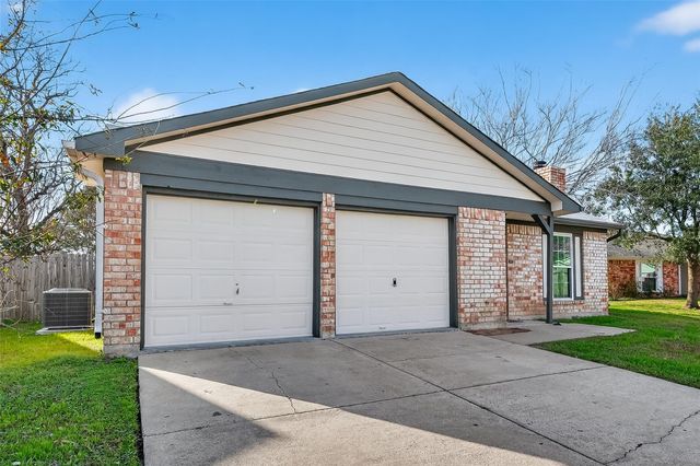 6515 Morrisglen Court, Houston, TX 77084