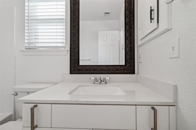 6515 Morrisglen Court, Houston, TX 77084