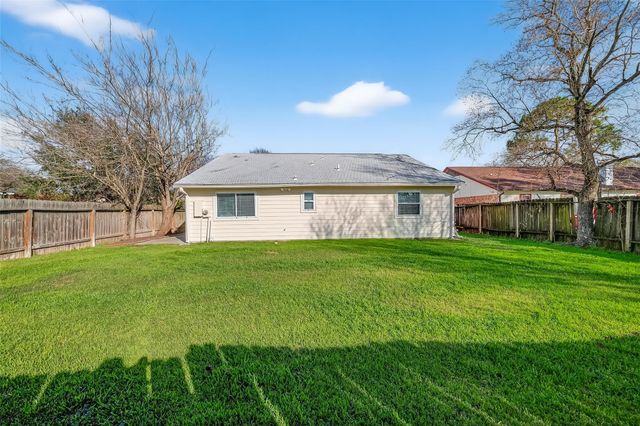 6515 Morrisglen Court, Houston, TX 77084