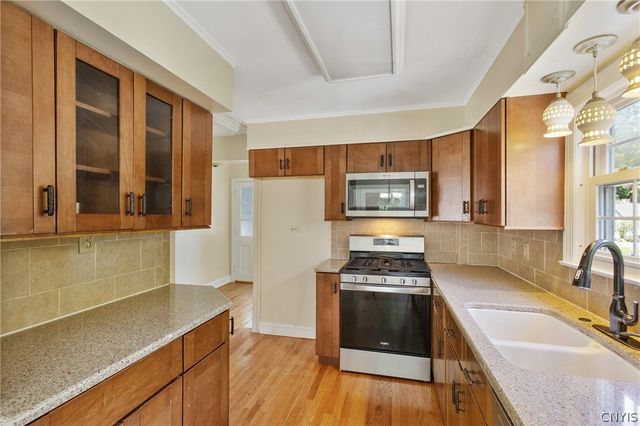 105 Bradford Parkway, Syracuse, NY 13224