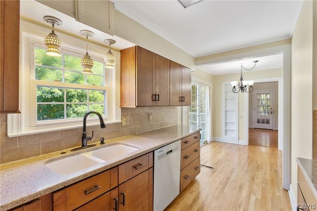 105 Bradford Parkway, Syracuse, NY 13224