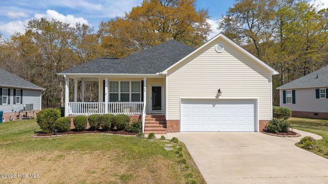 108 Ore Court, Washington, NC 27889