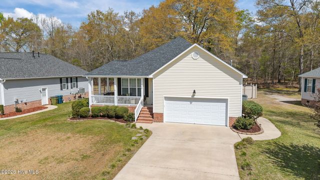 108 Ore Court, Washington, NC 27889