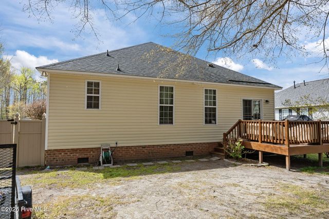 108 Ore Court, Washington, NC 27889