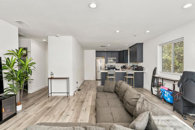 3632 Marshall Ave, Carmichael, CA 95608