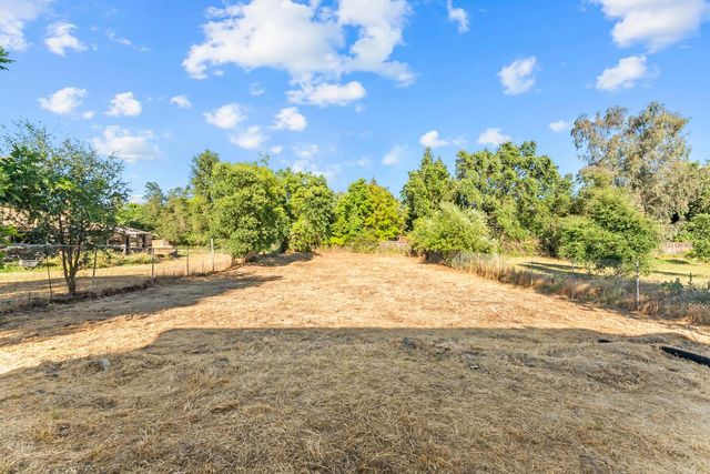 3632 Marshall Ave, Carmichael, CA 95608