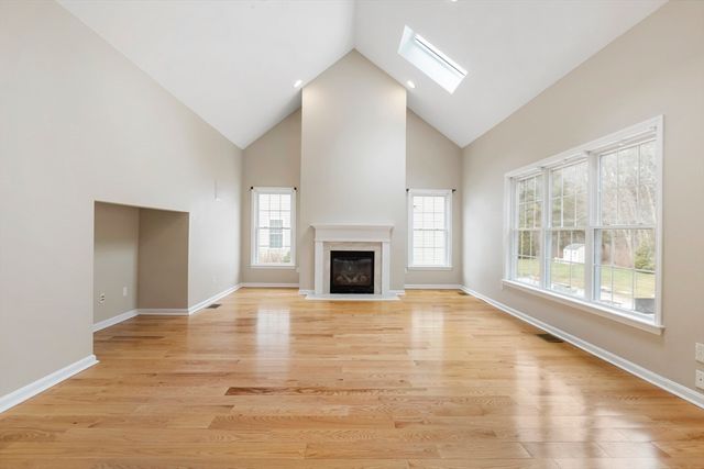 265 Finch Rd, Raynham, MA 02767