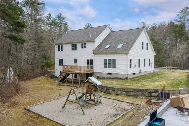 265 Finch Rd, Raynham, MA 02767