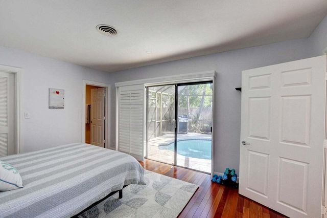 2700 Spanish River Road, Boca Raton, FL 33432