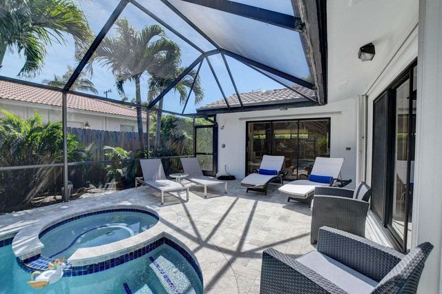 2700 Spanish River Road, Boca Raton, FL 33432