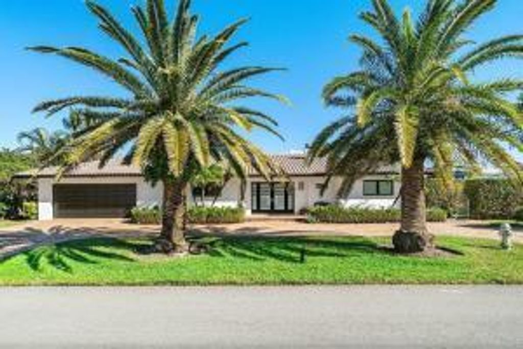 2700 Spanish River Road, Boca Raton, FL 33432