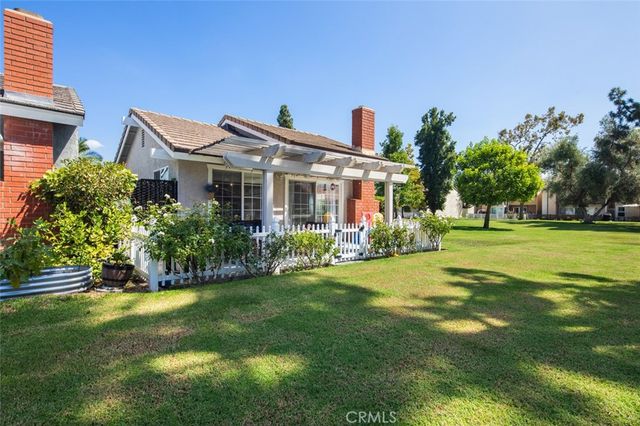 24162 Minnetonka Lane, Lake Forest, CA 92630