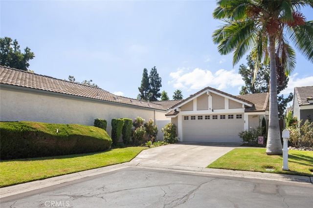 24162 Minnetonka Lane, Lake Forest, CA 92630