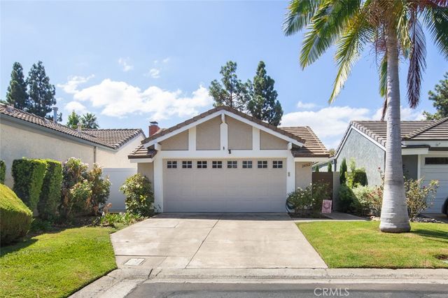 24162 Minnetonka Lane, Lake Forest, CA 92630