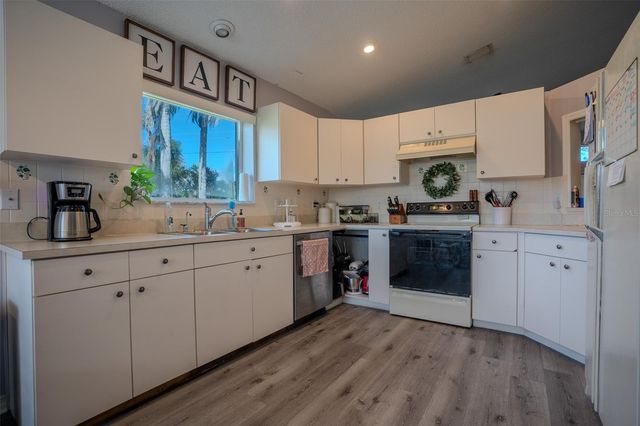 1129 DALESIDE LANE, New Port Richey, FL 34655