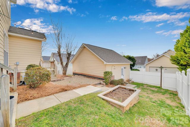 15724 Millbank Street, Huntersville, NC 28078