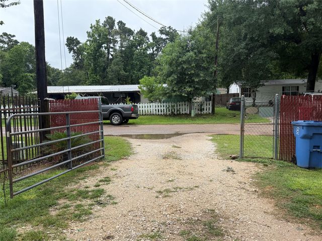18667 Clover Path, Porter, TX 77365