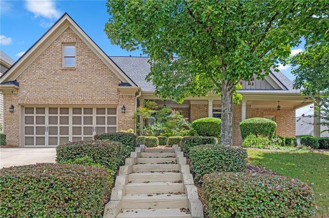 612 Baymist Court, Loganville, GA 30052